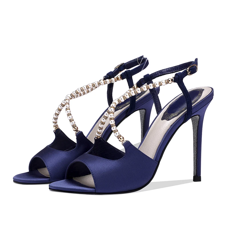 Сандалии женские атласные на высоком каблуке с перекрестными ремешками и