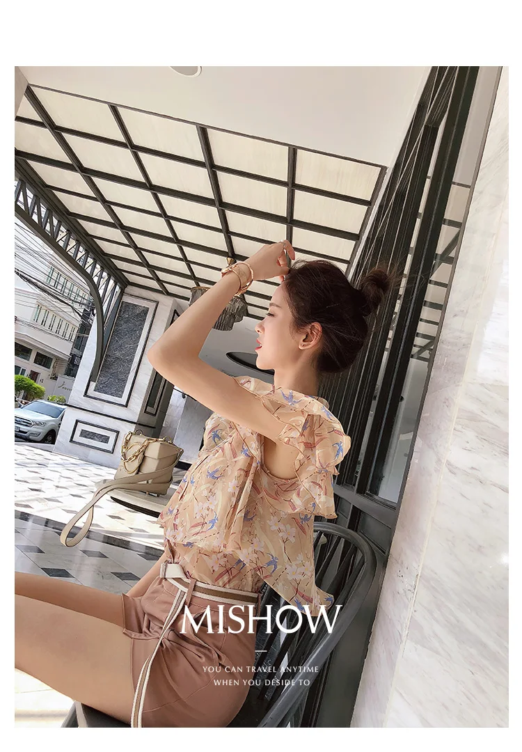 Mishow Шифоновая блузка с V-образным вырезом MX18B4864