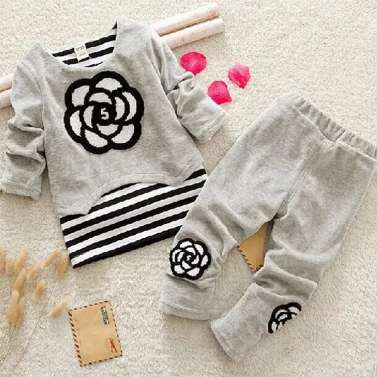 2017 Новый весенний бархатный милый костюм из 2 предметов с бантом детский модная