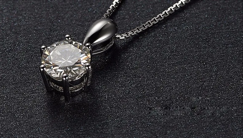 Ювелирный 18K кулон из белого золота Moissanite для женщин 0.5ct Forever классическое ожерелье Блестящий Роскошный подарок для девочки Сертифицированный Jk/vvs1
