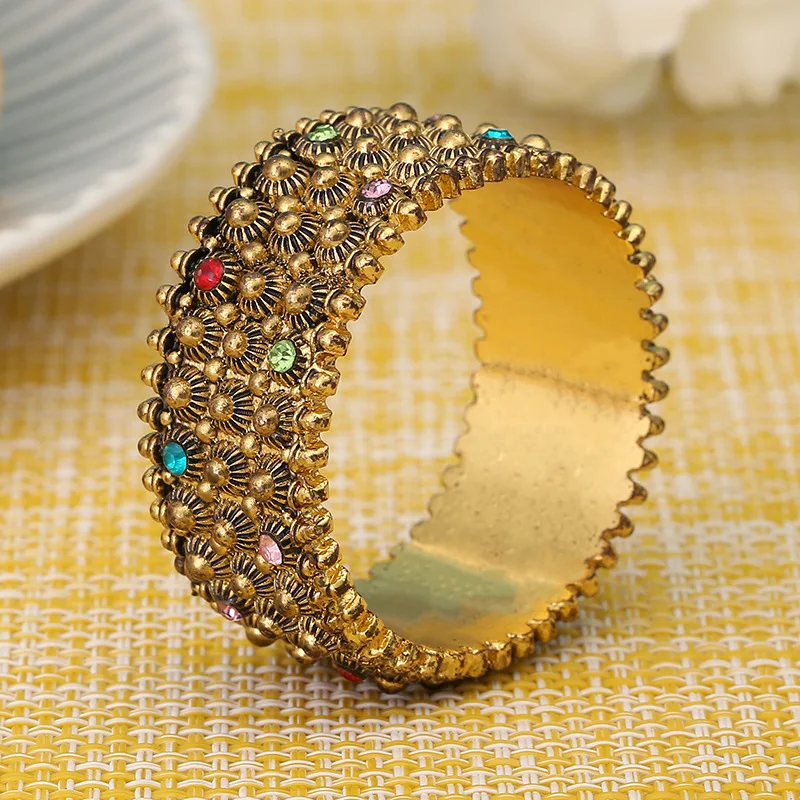 10pcs/lot Hotel model room napkin ring high-end wedding retro metal buckle soft table accessories | Дом и сад