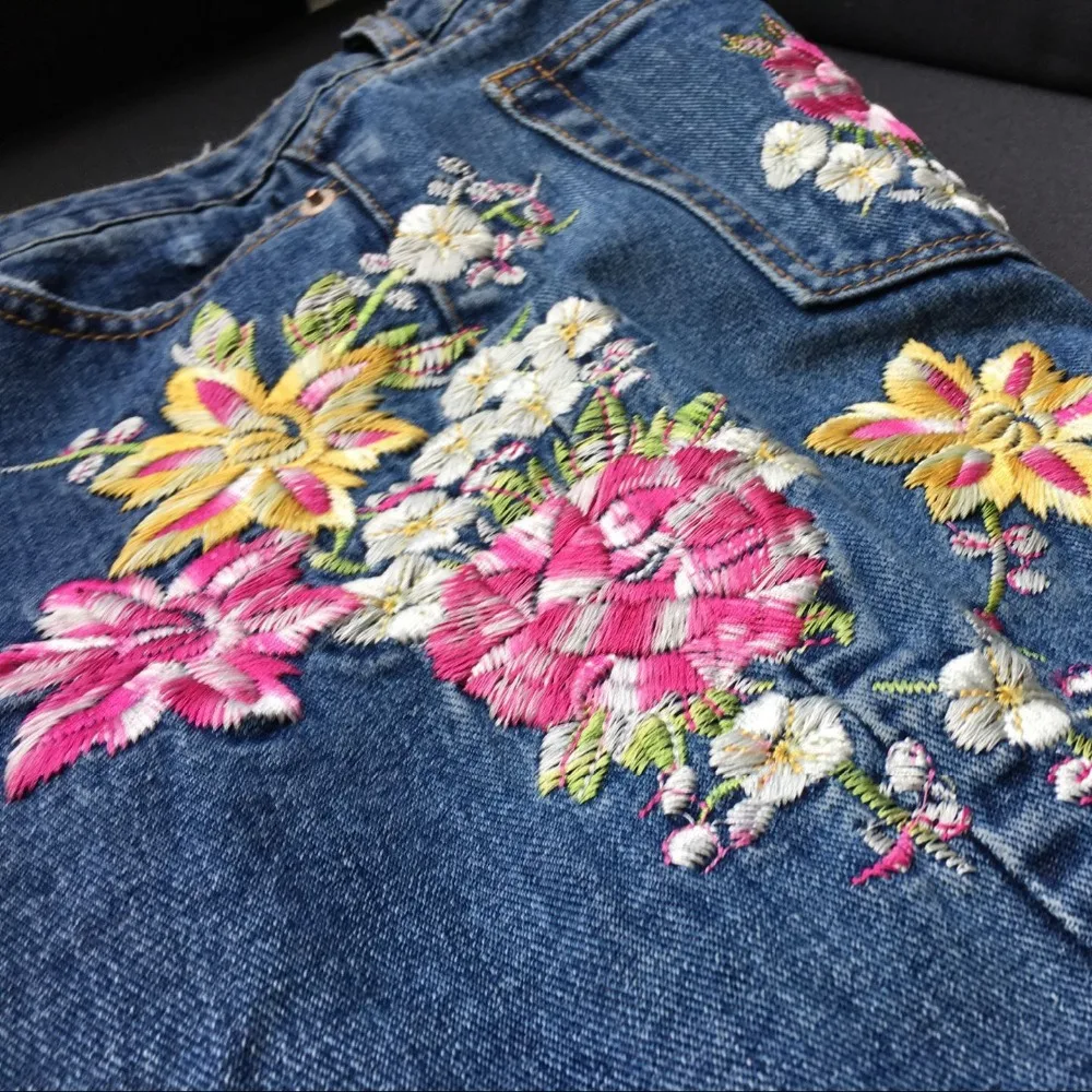 

YiQuanYiMei New Fashion 3D Embroidery Women jeans High waist Skinny jeans woman Straight denim jean pants