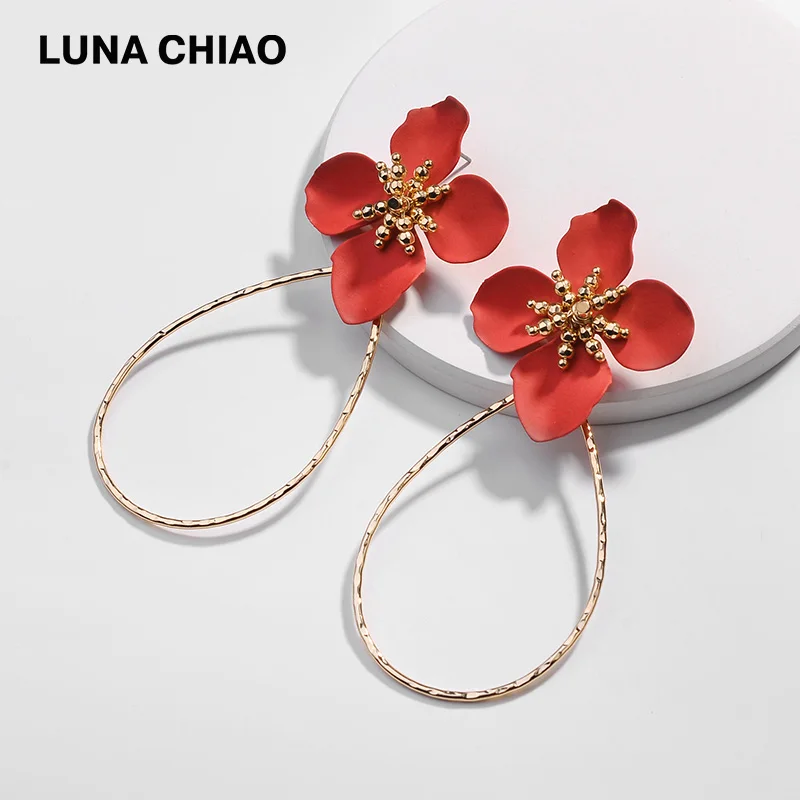 A0188RD LUNA CHIAO модные дизайнерские черные Матовый Лакированный цветок лепестки большой подвес, капля воды цветочные Эффектные серьги - Окраска металла: A0188RD