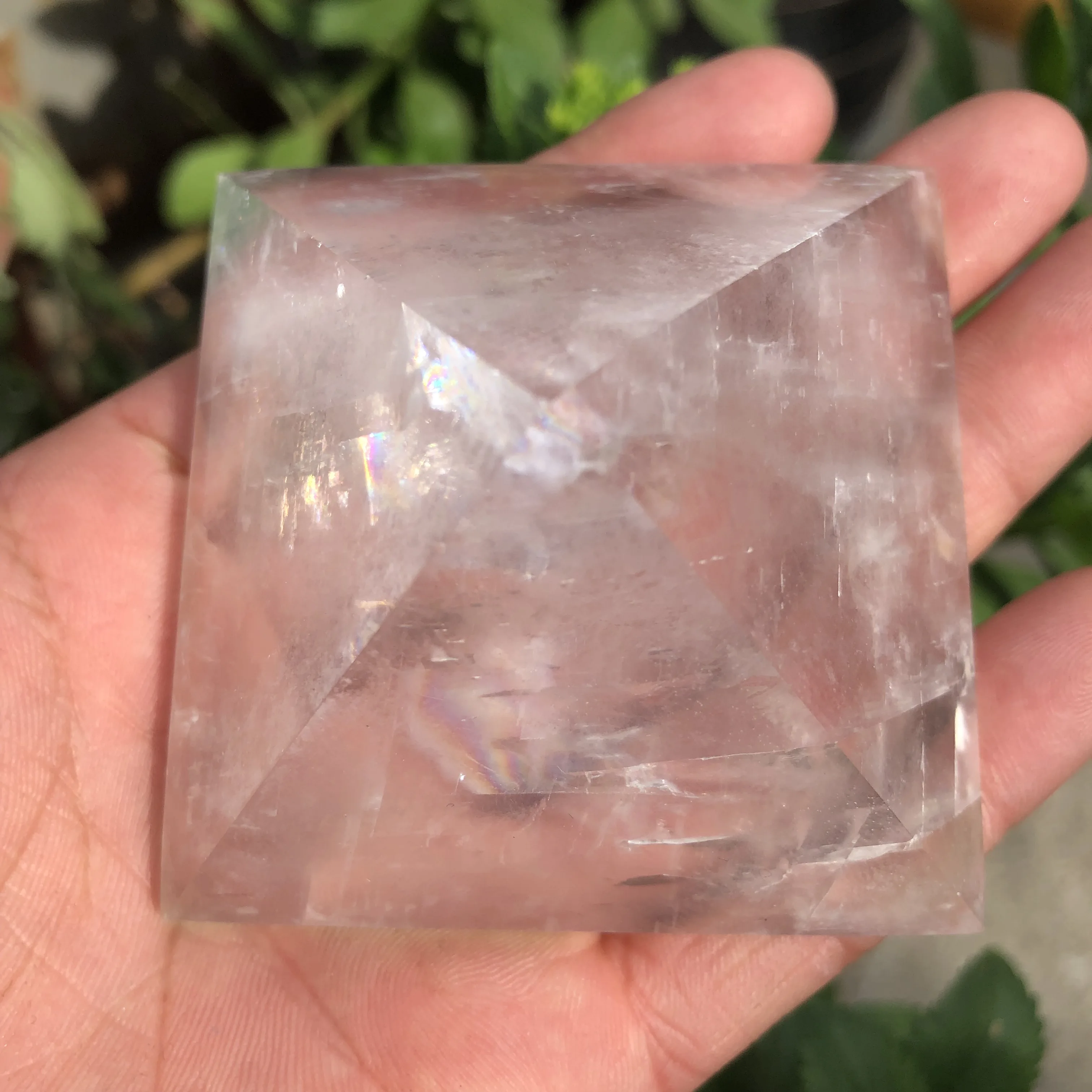 

50mm Natural Iceland SPAR crystal pyramid treatment