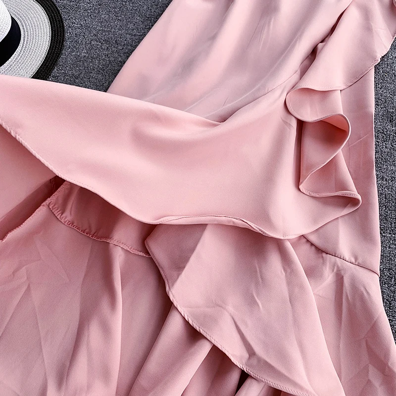 Платье женское однотонное асимметричное с рукавами фонариками и