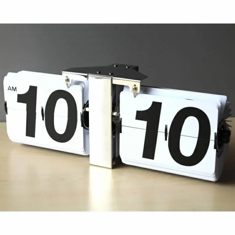 Маленькие стильные автоматические часы-Раскладушки с большим персонажем