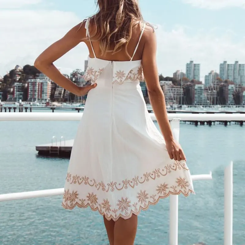Летние пляжные Boho белые сексуальные женские миди платья на бретельках с вышивкой