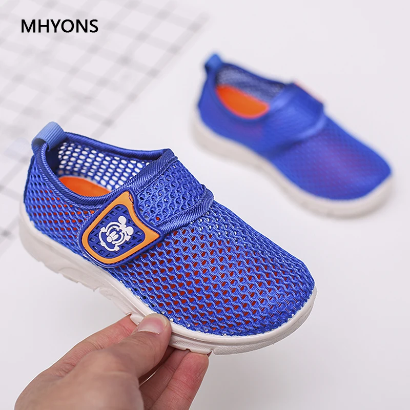 MHYONS/2019 модная детская одежда сандалии Обувь с дышащей сеткой разнопарая обувь