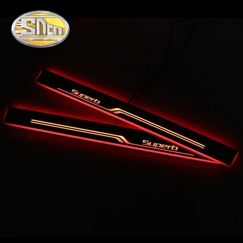 Клейкий автомобильный стикер с подсветкой LED и надписью "Welcome" для порогов дверей Skoda Superb 2 3 B6 B8.