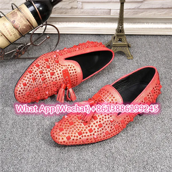 Мужская кожаная обувь на плоской подошве с заклепками Цвет Красный лоферы