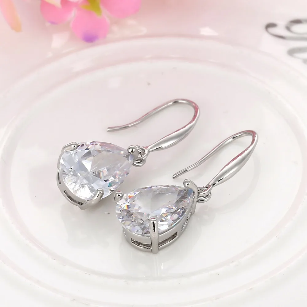 Комплект из колье и серёг серебристого цвета с фианитом|set necklace|set necklace earringnecklace