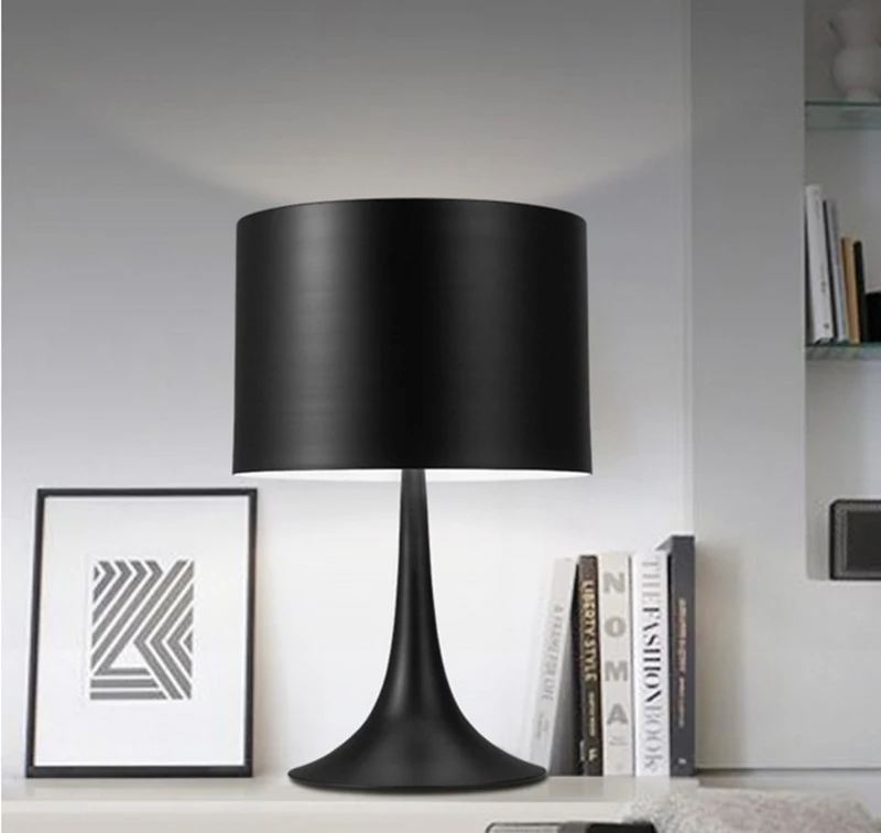 Свадебные реплики Европейский современный дизайн черно белая закрученная