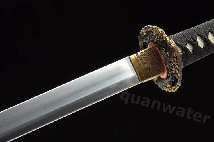 

Top Real Clay Tempered Blade Japanese Rosewood Samurai Katana Copper Lion Tusba