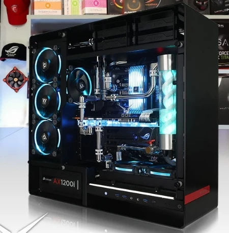 С корпусом для водяного охлаждения I9 7900X 32G роскошный компьютерный хост