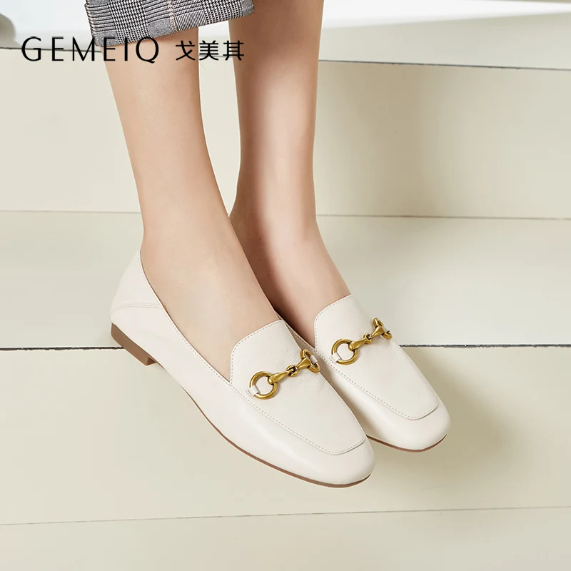 GEMEIQ/кожаные туфли телесного цвета с натуральным лицевым покрытием и квадратным