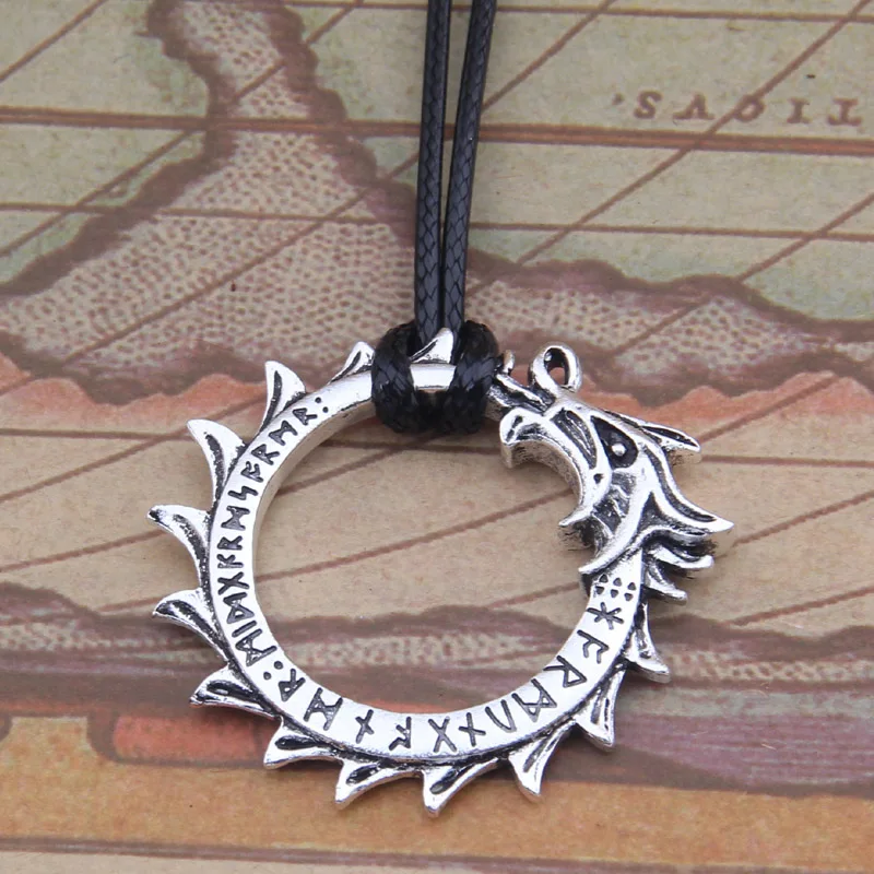 Дракон викингов исландский Vegvisir шлем ужас в Рунический Круг Кулон волшебный