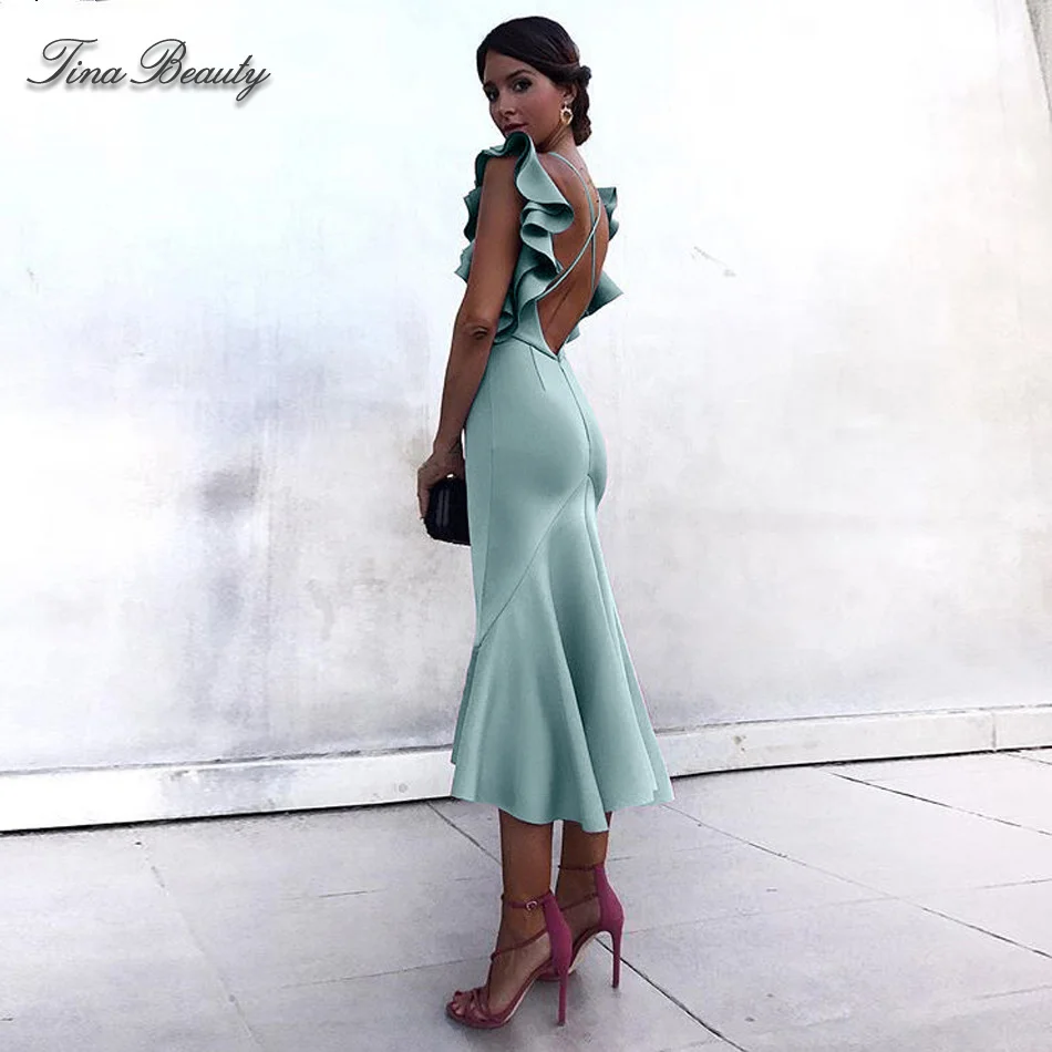 Женское платье Русалочка Tina Beauty средней длины с треугольным вырезом и открытой