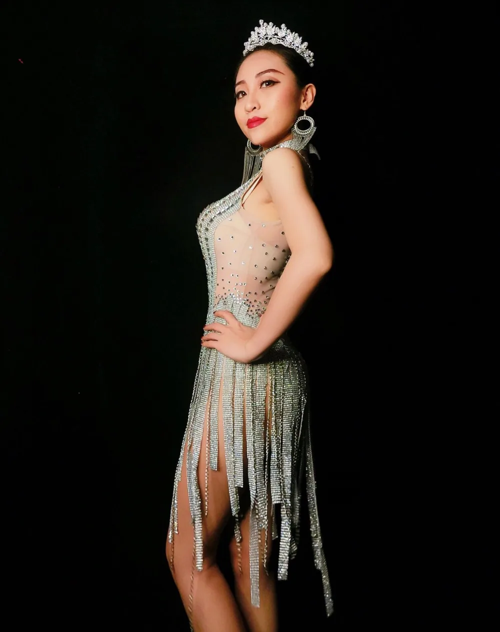 

Sparkly Rhinestones Feather Nude Dress Sexy Nightclub Full Stones Long Big Tail Dress Costume Prom Birthday Celebrate Dresses