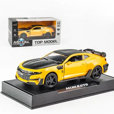 KIDAMI Camaro 1: 32 высокая имитация литья под давлением модель автомобиля Вытяните назад звуковой светильник коллекция для детских подарков машинки - Цвет: Yellow - with box