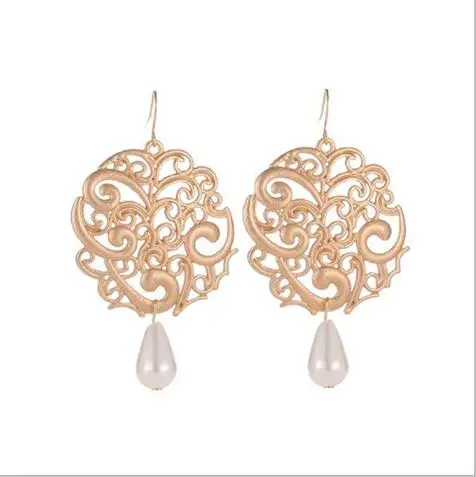 e 1184 European and American retro palace national wind hollow round earrings exaggerated geometric carved water drops pearl ear | Украшения