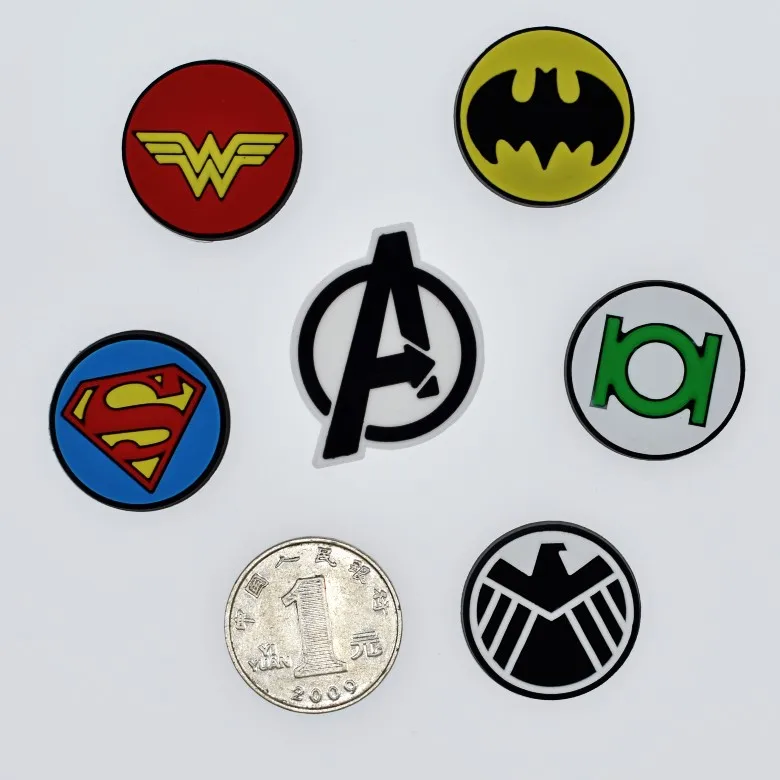 Покрытый голубым цинком Горячая 50 шт. мультфильм милый Мстители Heros Черная пантера райтеон Звездные войны Декор плоский задний ПВХ для DIY Подвески в виде гаджетов - Окраска металла: Покрытый голубым цинком