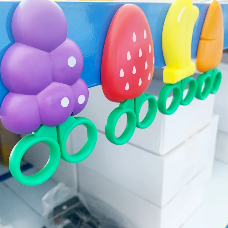 Магнитные ножницы милые Kawaii ножницы для нарезки фруктов и овощей маленькие ножницы с безопасной крышкой скрапбукинга бумажные поделки DIY домашний резчик резьбы