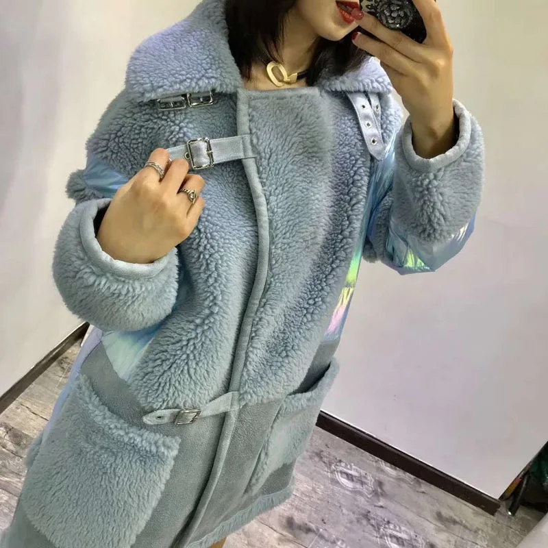 Модное роскошное пальто с овечьим мехом, новинка, Женская Зимняя шерстяная куртка, мотоциклетная Меховая куртка, пэтчворк, 90% белый утиный пух, длинная куртка