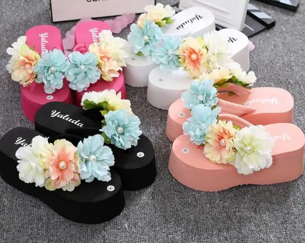 Новинка Красивые летние женские шлепанцы из Южной Кореи с рисунком Микки и Минни