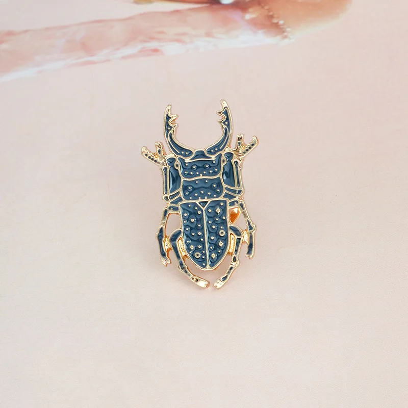 Насекомое форме рюкзак броши для джинсы Жук сплава пальто мультфильм брошь