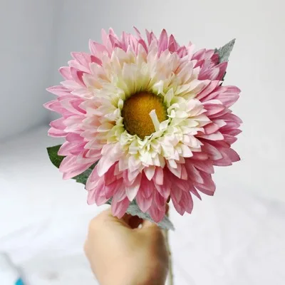 1pc 42CM Long Artificial Sunflower Colorful petals High Quality for Home Wedding Party Decorations Photography Props Gerbera DIY - Цвет: pink