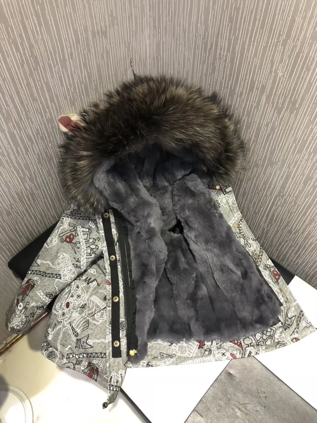 Gray top gray fur Детские зимние куртки с принтом, пальто из натурального меха кролика рекс для девочек, теплое пальто с большим меховым воротником, Детское пальто с отстегивающимся мехом, верхняя одежда для малышей - Цвет: Gray top gray fur