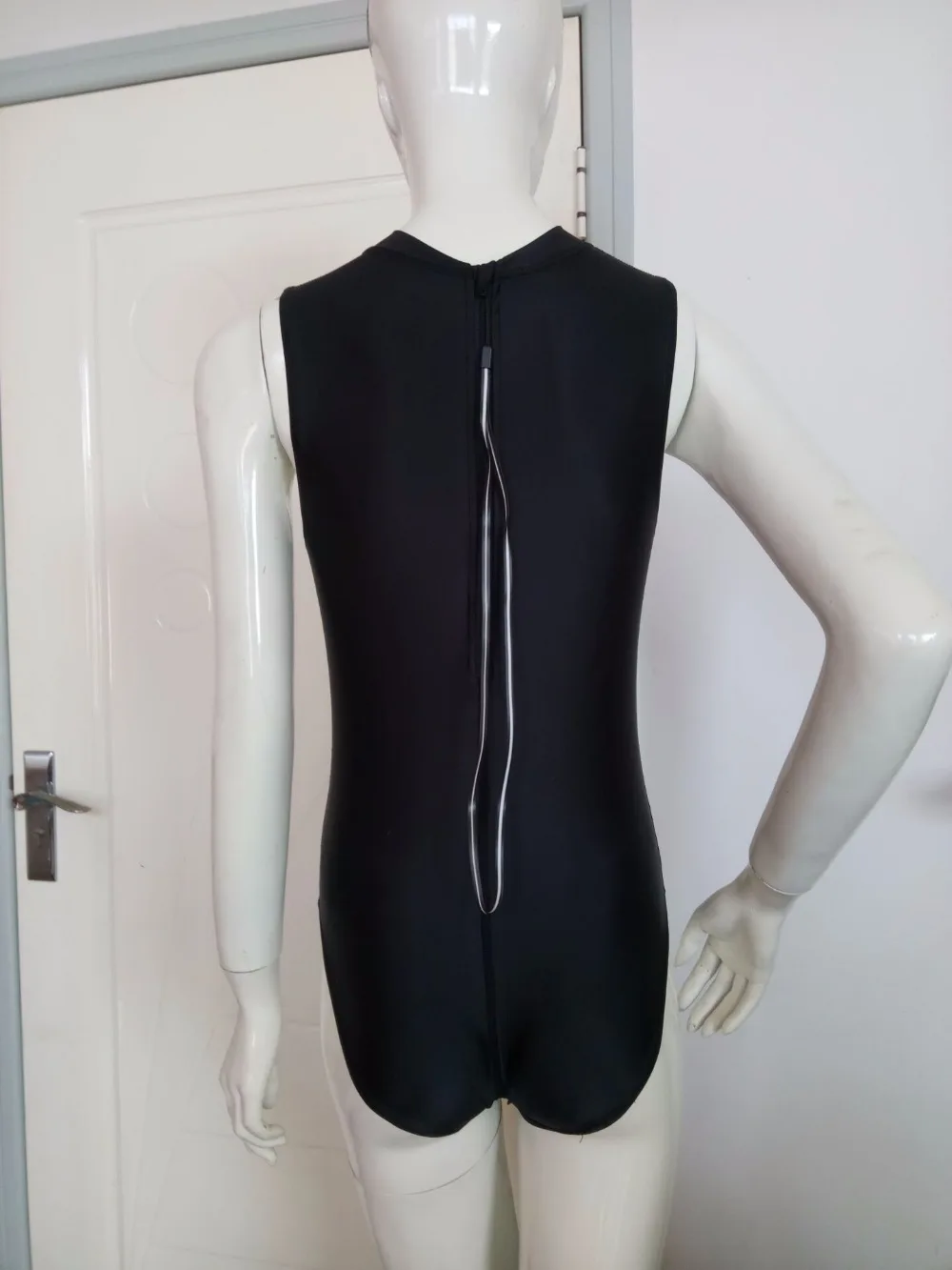 Слитный купальник большого размера для женщин среднего и старшего возраста