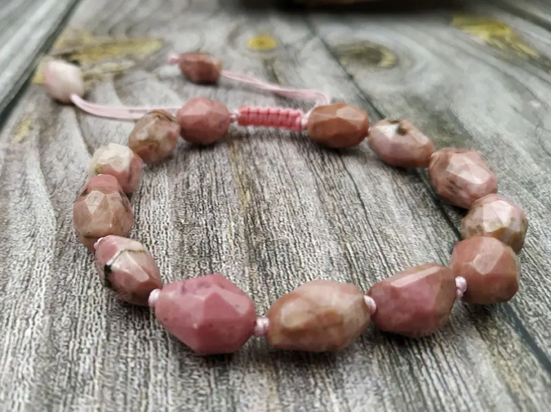 YA3873 натуральный аргентинский Rhodochrosites граненый камень шнур узел регулируемый