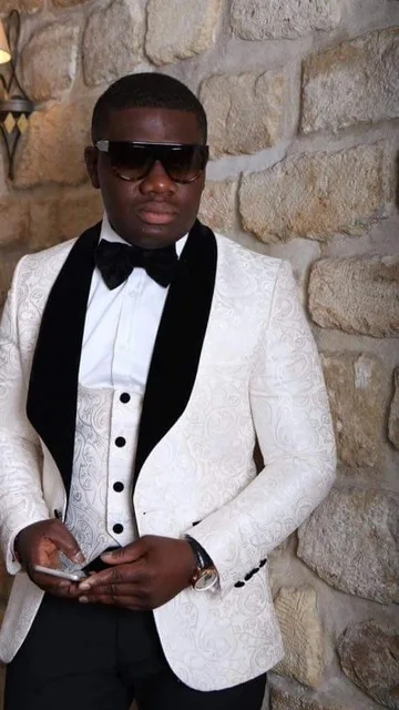 

Handsome Groomsmen Wool blend Groom Tuxedos Mens Wedding Dress Man Jacket Blazer Prom Dinner (Jacket+Pants+Tie+Vest) A72