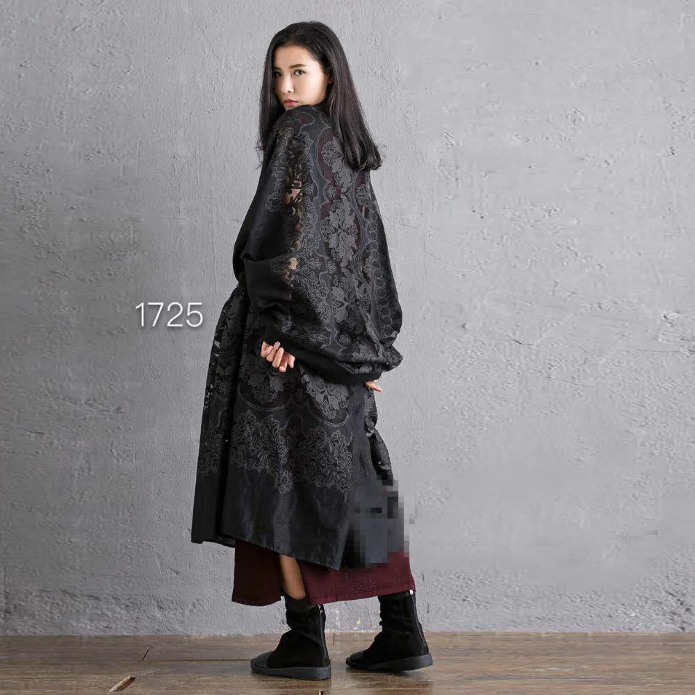 Весенне летнее платье с вырезами оригинальный рисунок со шнуровкой женская