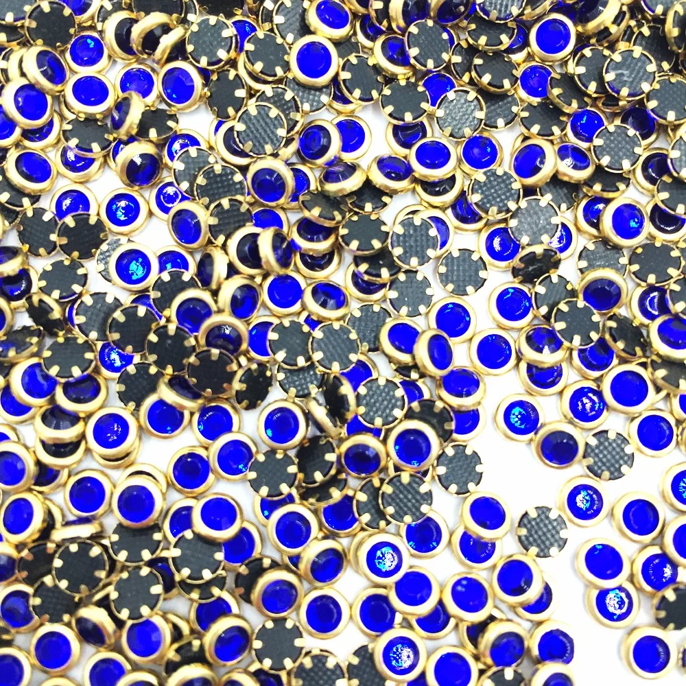 Новое поступление джемпер с длинными рукавами обметанными краями синего цвета