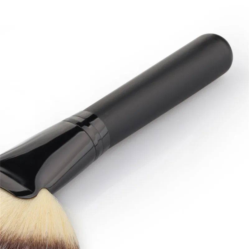 

Black Large Fan Brush Blush Brush Foundation Brush Beauty Makeup Tool