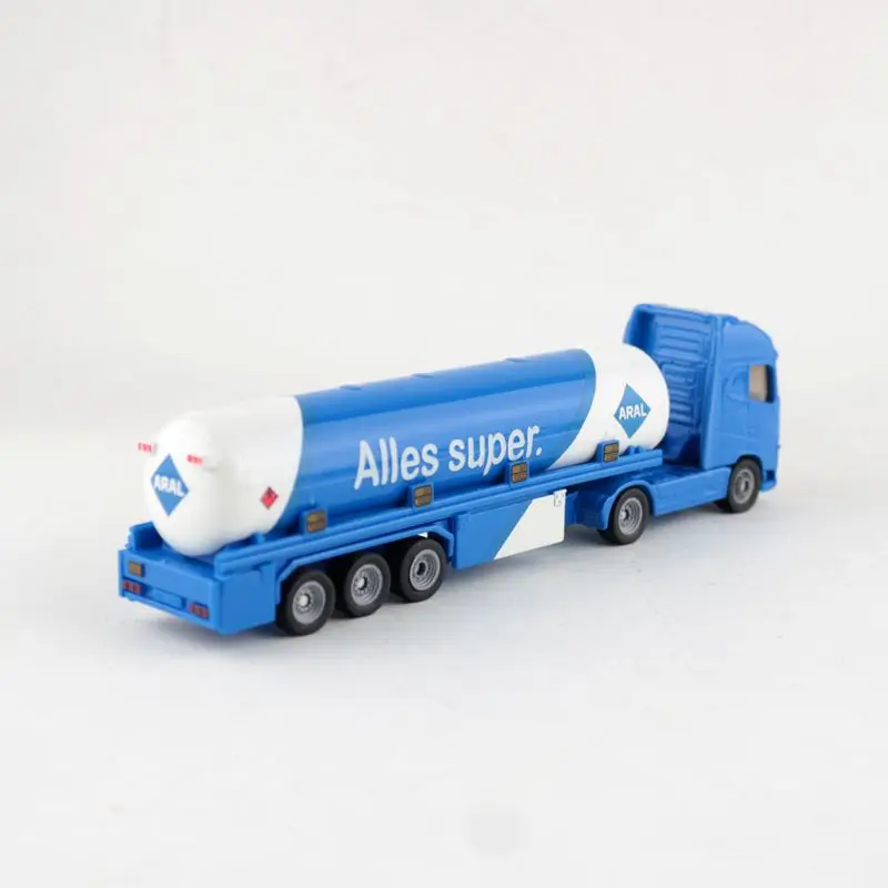 SIKU 1626/модель игрушечного автомобиля под давлением/Масштаб 1:87/грузовик танк Volvo