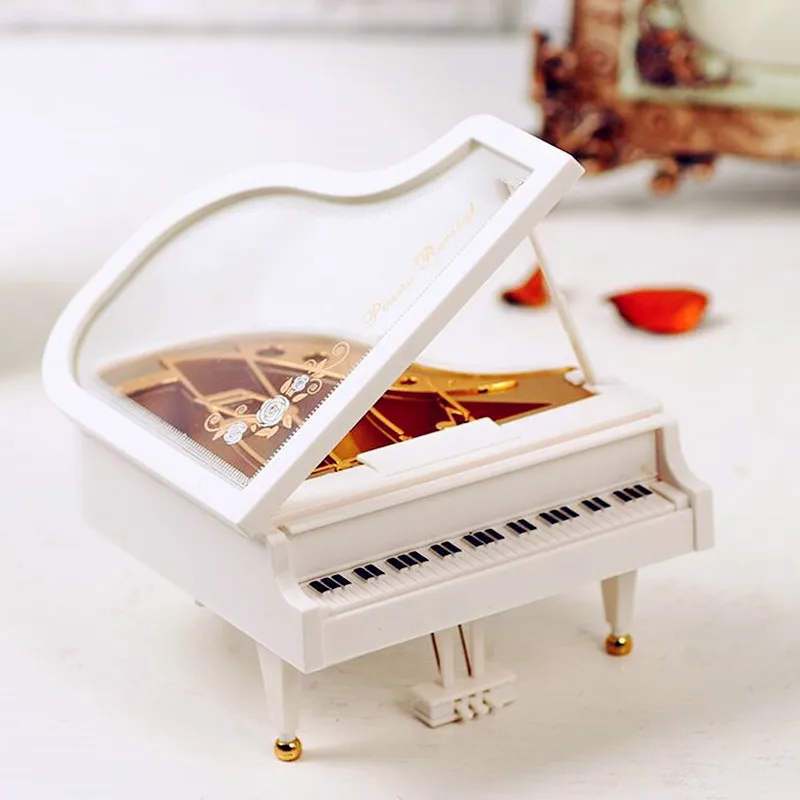 Музыкальная шкатулка с механизмом пианино Классическая винтажная движением