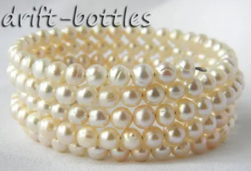 

8'' 5Strands 6mm White Round Freshwater Pearl Bracelet