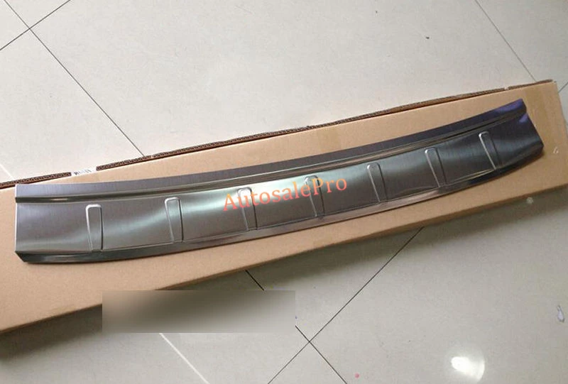 Защитная накладка из нержавеющей стали для внешнего заднего бампера Накладка