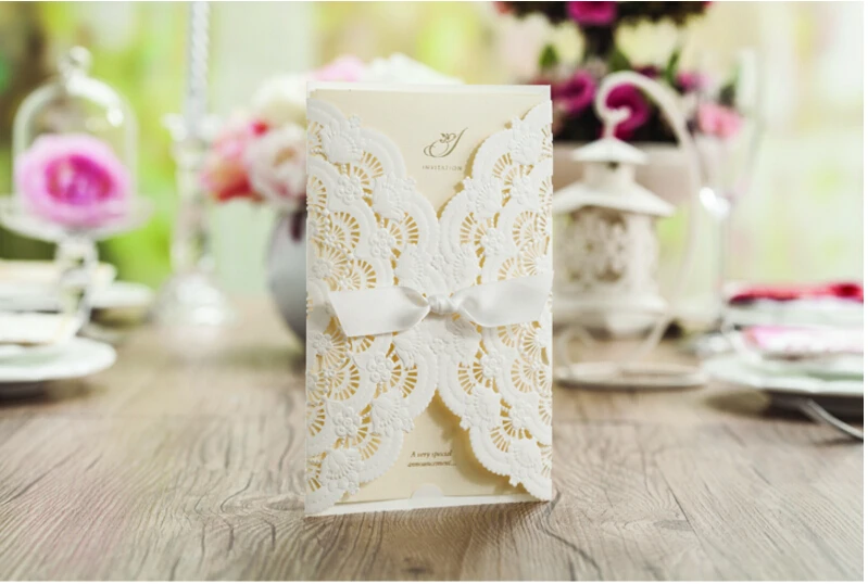 Personzlied Белый Цвет Лазерная Резка кружева цветок Свадебные Приглашения Карты с