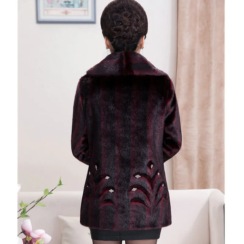 

UHYTGF 5XL Plus size female winter mink fur coat Medium length Thick Luxury mink fur jacket fashion stripe diamond Women coat151