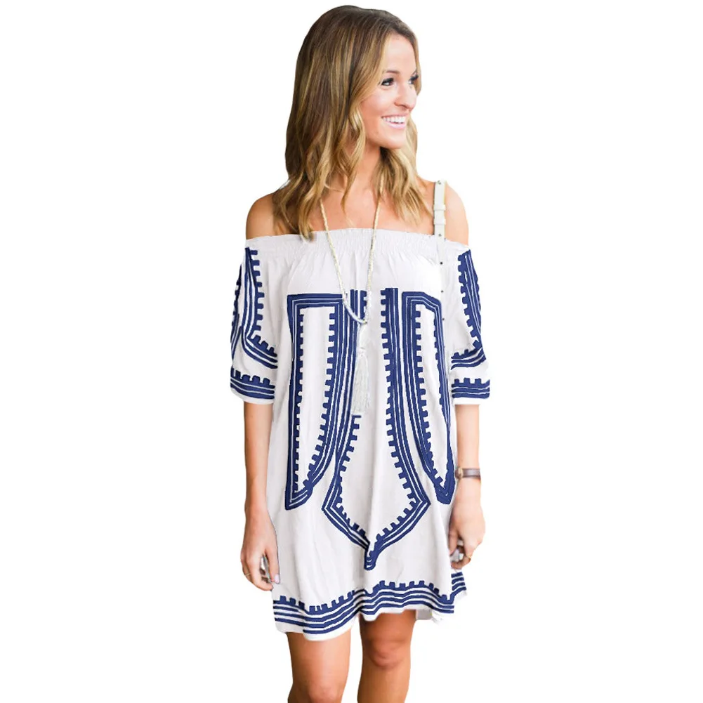 Pareo Bikini Cover Up Floral Hollow Swimsuit Beach Dress Women 2018 Summer Cover-Ups Swinwear Bathing Suit Beach Wear Tunic