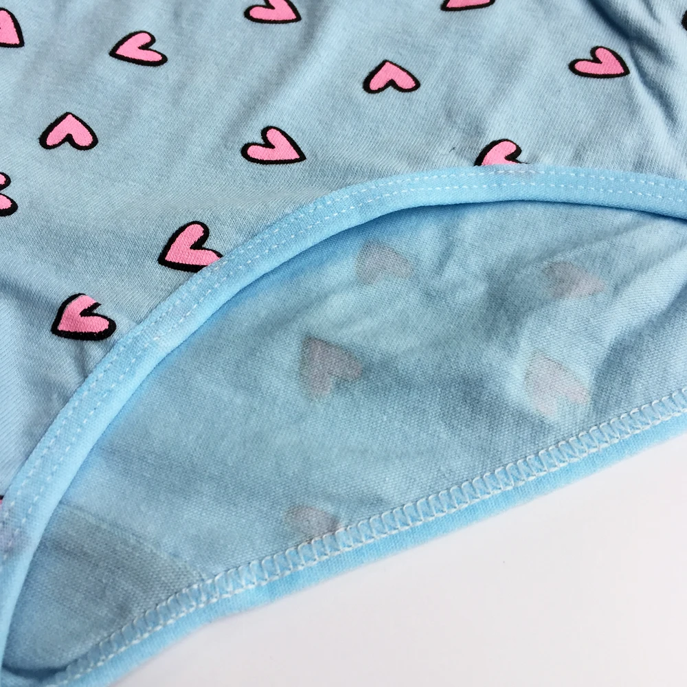 Трусики для девочек 4 шт./лот карамельных цветов нижнее белье в форме сердца