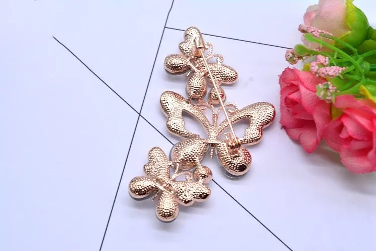 Новая Европейская и американская брошь из сплава с кристаллами от Swarovski бабочка