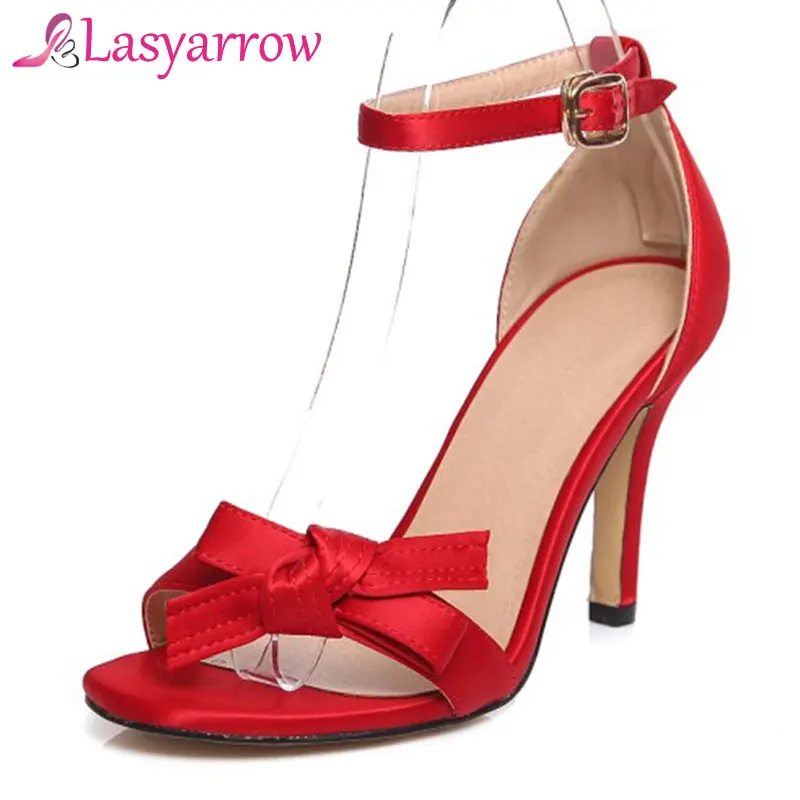 Женские атласные босоножки Lasyarrow черные красные вечерние Босоножки на каблуке