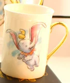dumbo Официальный Жасмин Белль Русалочка Алиса Рапунцель Принцесса милый мультфильм Фарфор Кофе Молоко золотые кружки подарок - Цвет: dumbo