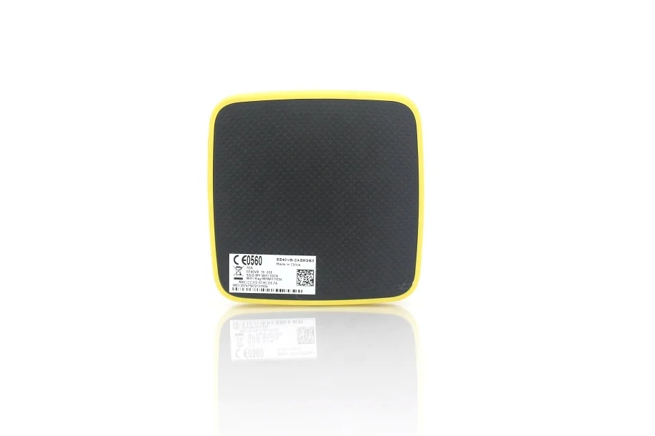 Alcatel Работает с любым оператором EE40 150 Мбит/с 4 аппарат не привязан к оператору