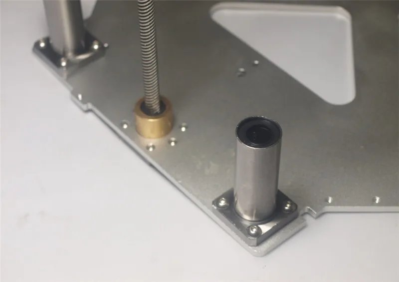 

SWMAKER Upgrade Utimaker 2 /Extended + 3D printer accessories light Z Print Table Base Plate anti-backlash POM nut LMK12LUU